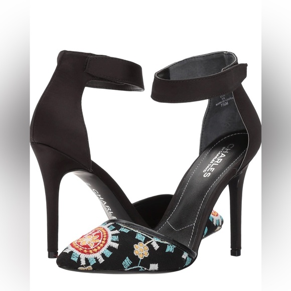 CHARLES BY CHARLES DAVID Pointer Pump Size 8 Color-BlackEmbroidered/Mesh 💕 - Picture 2 of 14